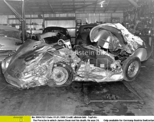Er blijft niet veel meer over van de Porsche 550 spyder